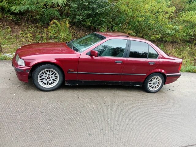 Червоний БМВ 3 Серія, об'ємом двигуна 0 л та пробігом 300 тис. км за 1800 $, фото 2 на Automoto.ua