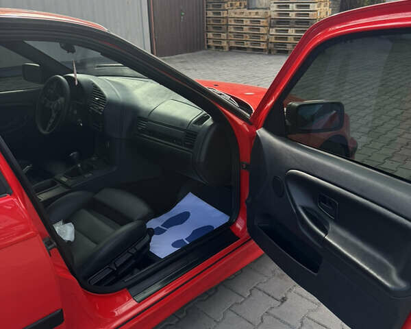 Красный БМВ 3 Серия, объемом двигателя 2 л и пробегом 1 тыс. км за 5900 $, фото 11 на Automoto.ua