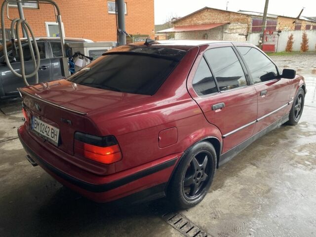 Червоний БМВ 3 Серія, об'ємом двигуна 1.6 л та пробігом 115 тис. км за 2400 $, фото 3 на Automoto.ua