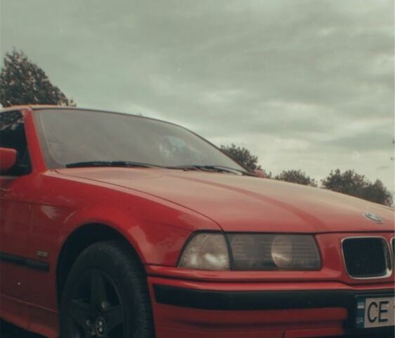 Червоний БМВ 3 Серія, об'ємом двигуна 1.6 л та пробігом 215 тис. км за 2500 $, фото 2 на Automoto.ua