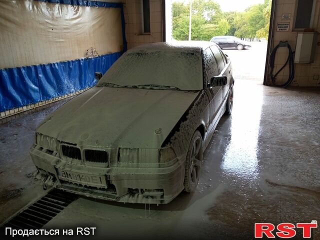 Красный БМВ 3 Серия, объемом двигателя 2 л и пробегом 350 тыс. км за 3400 $, фото 10 на Automoto.ua