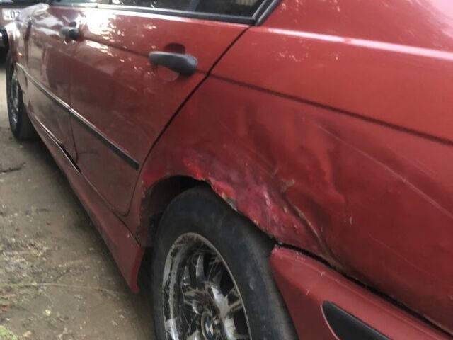 Червоний БМВ 3 Серія, об'ємом двигуна 2 л та пробігом 38 тис. км за 1300 $, фото 4 на Automoto.ua