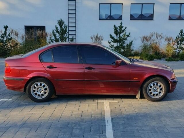 Красный БМВ 3 Серия, объемом двигателя 1.9 л и пробегом 300 тыс. км за 3000 $, фото 7 на Automoto.ua