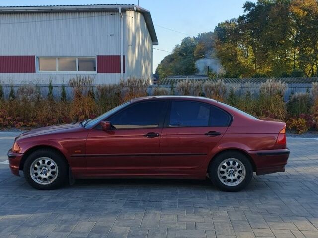 Красный БМВ 3 Серия, объемом двигателя 1.9 л и пробегом 300 тыс. км за 3000 $, фото 3 на Automoto.ua