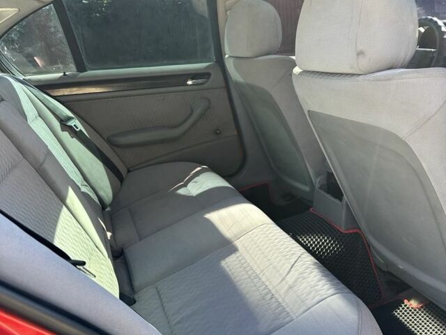 Червоний БМВ 3 Серія, об'ємом двигуна 2 л та пробігом 350 тис. км за 4249 $, фото 7 на Automoto.ua