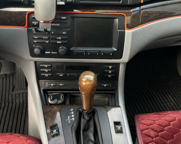 Красный БМВ 3 Серия, объемом двигателя 2.2 л и пробегом 282 тыс. км за 4900 $, фото 27 на Automoto.ua