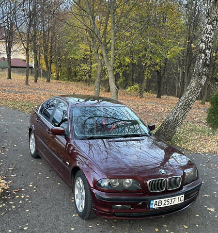 Красный БМВ 3 Серия, объемом двигателя 2.2 л и пробегом 282 тыс. км за 4900 $, фото 1 на Automoto.ua