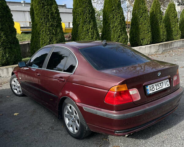 Красный БМВ 3 Серия, объемом двигателя 2.2 л и пробегом 282 тыс. км за 4900 $, фото 10 на Automoto.ua