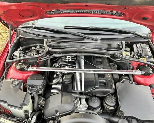 Красный БМВ 3 Серия, объемом двигателя 2.5 л и пробегом 315 тыс. км за 7300 $, фото 28 на Automoto.ua