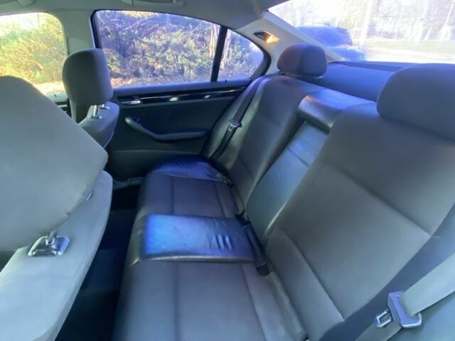 Красный БМВ 3 Серия, объемом двигателя 2.1 л и пробегом 280 тыс. км за 5000 $, фото 7 на Automoto.ua