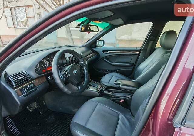 Красный БМВ 3 Серия, объемом двигателя 1.8 л и пробегом 260 тыс. км за 4999 $, фото 7 на Automoto.ua