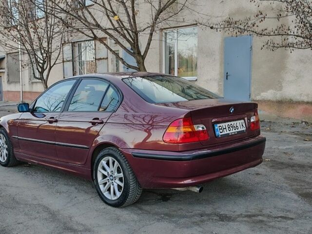 Красный БМВ 3 Серия, объемом двигателя 1.8 л и пробегом 245 тыс. км за 4999 $, фото 16 на Automoto.ua