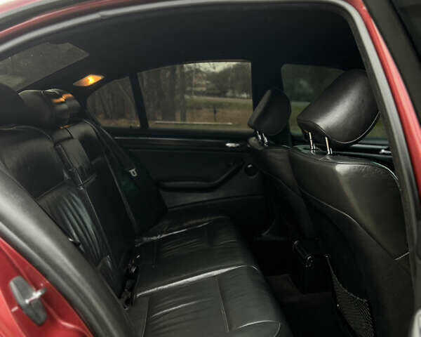 Красный БМВ 3 Серия, объемом двигателя 2 л и пробегом 200 тыс. км за 5500 $, фото 23 на Automoto.ua