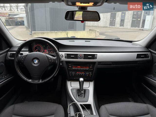 Красный БМВ 3 Серия, объемом двигателя 2 л и пробегом 258 тыс. км за 7300 $, фото 28 на Automoto.ua