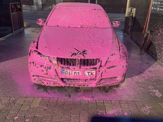 Червоний БМВ 3 Серія, об'ємом двигуна 1.8 л та пробігом 300 тис. км за 8000 $, фото 5 на Automoto.ua