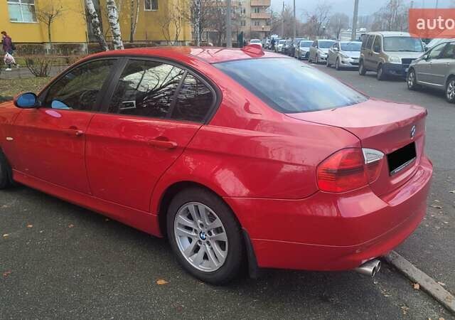 Красный БМВ 3 Серия, объемом двигателя 3 л и пробегом 140 тыс. км за 10300 $, фото 3 на Automoto.ua