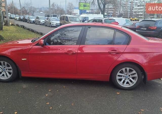 Красный БМВ 3 Серия, объемом двигателя 3 л и пробегом 140 тыс. км за 10300 $, фото 4 на Automoto.ua