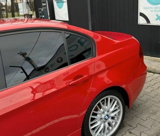 Красный БМВ 3 Серия, объемом двигателя 2 л и пробегом 250 тыс. км за 6000 $, фото 4 на Automoto.ua