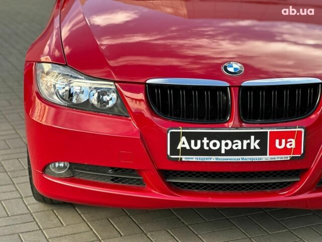 Красный БМВ 3 Серия, объемом двигателя 2 л и пробегом 93 тыс. км за 8940 $, фото 3 на Automoto.ua