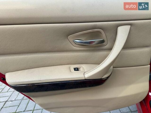 Красный БМВ 3 Серия, объемом двигателя 2 л и пробегом 93 тыс. км за 8940 $, фото 10 на Automoto.ua