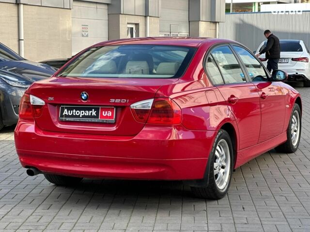 Красный БМВ 3 Серия, объемом двигателя 2 л и пробегом 93 тыс. км за 8940 $, фото 4 на Automoto.ua
