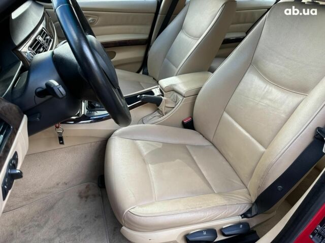 Красный БМВ 3 Серия, объемом двигателя 2 л и пробегом 93 тыс. км за 8940 $, фото 18 на Automoto.ua