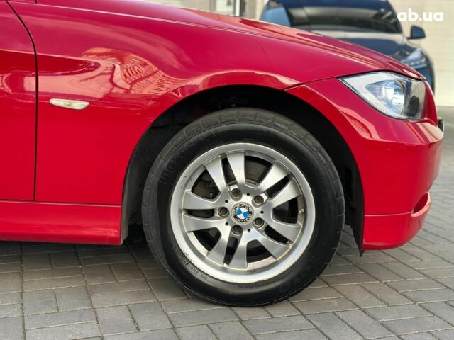 Красный БМВ 3 Серия, объемом двигателя 2 л и пробегом 93 тыс. км за 8940 $, фото 8 на Automoto.ua