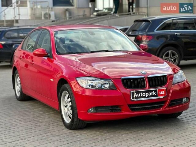 Красный БМВ 3 Серия, объемом двигателя 2 л и пробегом 93 тыс. км за 8940 $, фото 2 на Automoto.ua
