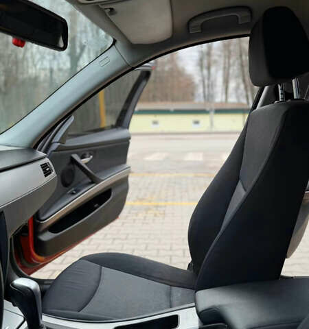 Червоний БМВ 3 Серія, об'ємом двигуна 2 л та пробігом 250 тис. км за 6200 $, фото 6 на Automoto.ua