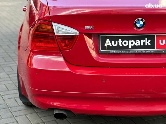 Красный БМВ 3 Серия, объемом двигателя 2 л и пробегом 93 тыс. км за 8940 $, фото 7 на Automoto.ua