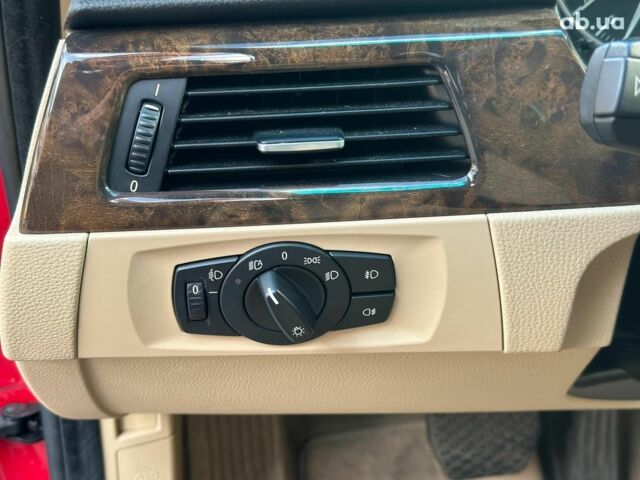 Красный БМВ 3 Серия, объемом двигателя 2 л и пробегом 93 тыс. км за 8940 $, фото 16 на Automoto.ua