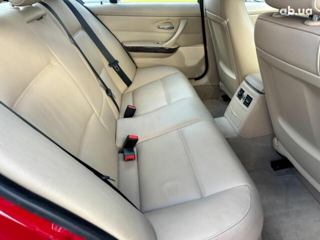 Красный БМВ 3 Серия, объемом двигателя 2 л и пробегом 93 тыс. км за 8940 $, фото 12 на Automoto.ua