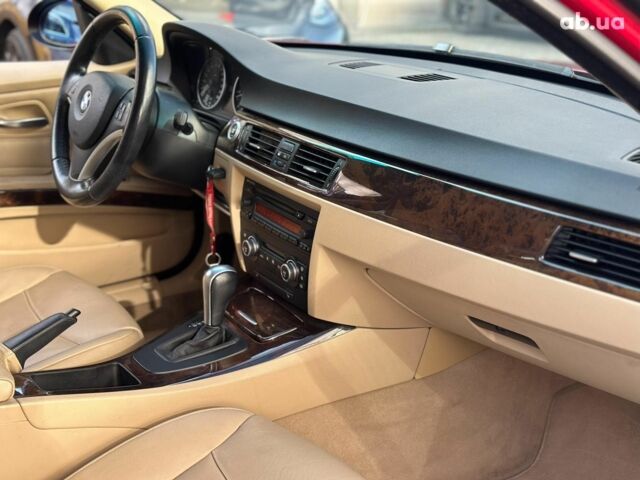 Красный БМВ 3 Серия, объемом двигателя 2 л и пробегом 93 тыс. км за 8940 $, фото 13 на Automoto.ua