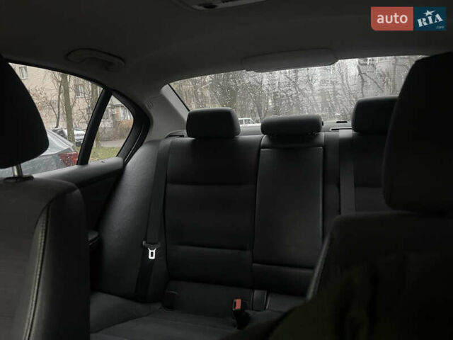 Красный БМВ 3 Серия, объемом двигателя 2 л и пробегом 165 тыс. км за 9200 $, фото 13 на Automoto.ua