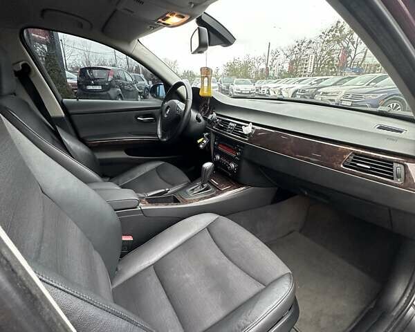 Красный БМВ 3 Серия, объемом двигателя 1.99 л и пробегом 166 тыс. км за 7999 $, фото 18 на Automoto.ua