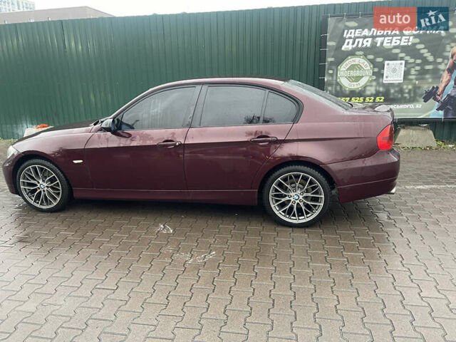 Красный БМВ 3 Серия, объемом двигателя 2 л и пробегом 165 тыс. км за 9200 $, фото 3 на Automoto.ua