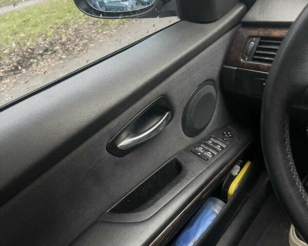 Красный БМВ 3 Серия, объемом двигателя 2 л и пробегом 165 тыс. км за 9200 $, фото 16 на Automoto.ua