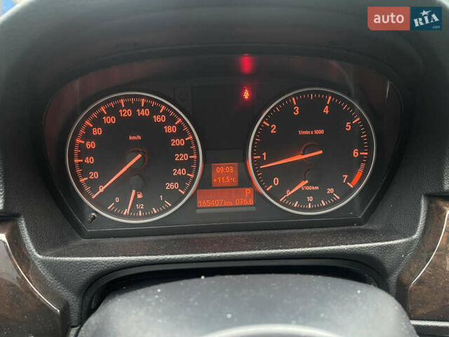 Красный БМВ 3 Серия, объемом двигателя 2 л и пробегом 165 тыс. км за 9200 $, фото 11 на Automoto.ua