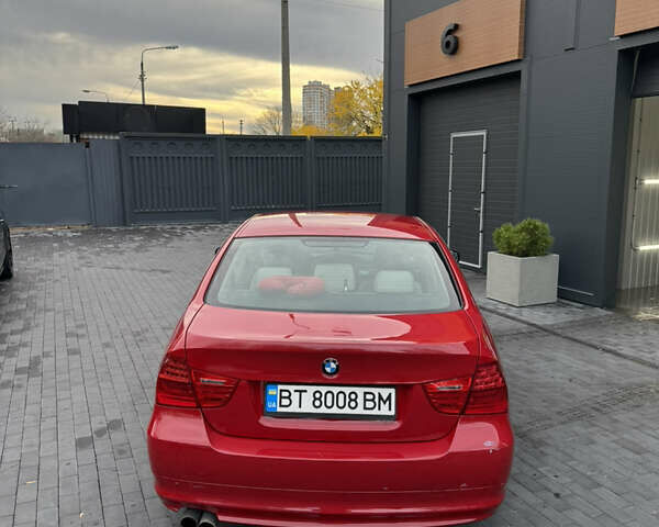 Красный БМВ 3 Серия, объемом двигателя 2.5 л и пробегом 312 тыс. км за 8008 $, фото 3 на Automoto.ua