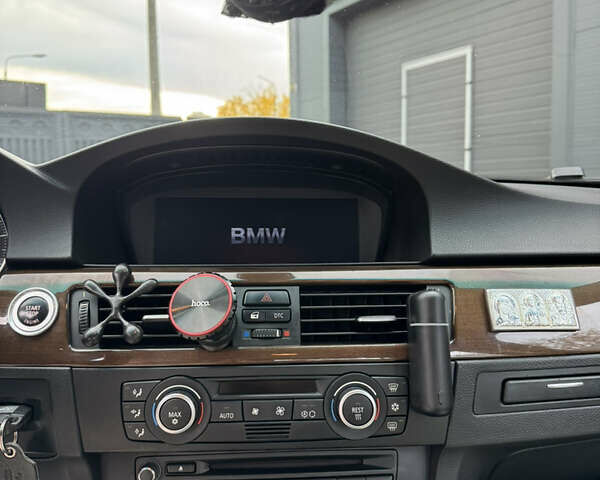 Красный БМВ 3 Серия, объемом двигателя 2.5 л и пробегом 312 тыс. км за 8008 $, фото 16 на Automoto.ua