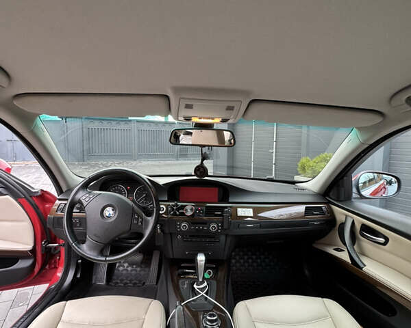 Красный БМВ 3 Серия, объемом двигателя 2.5 л и пробегом 312 тыс. км за 8008 $, фото 11 на Automoto.ua