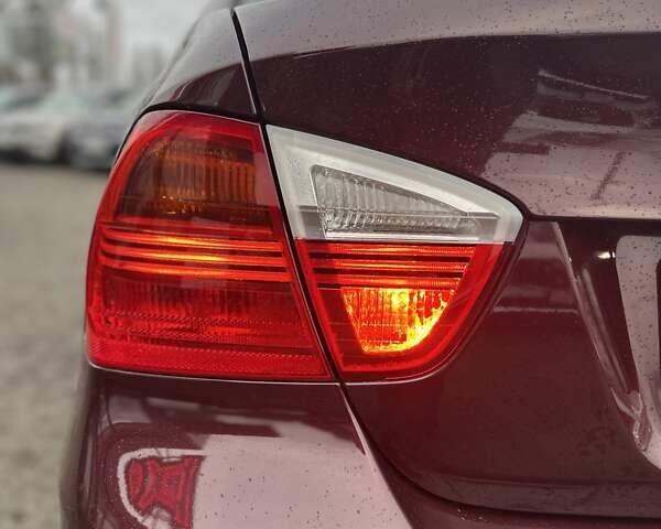 Красный БМВ 3 Серия, объемом двигателя 1.99 л и пробегом 166 тыс. км за 7999 $, фото 10 на Automoto.ua