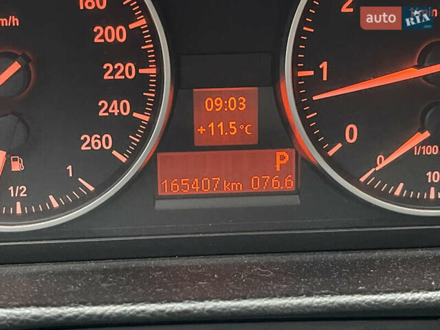 Красный БМВ 3 Серия, объемом двигателя 2 л и пробегом 165 тыс. км за 9200 $, фото 8 на Automoto.ua