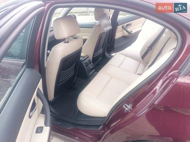 Красный БМВ 3 Серия, объемом двигателя 2 л и пробегом 180 тыс. км за 7500 $, фото 5 на Automoto.ua