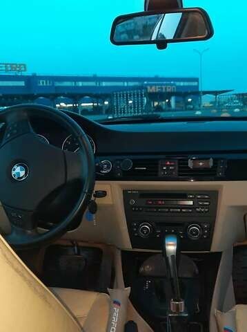 Червоний БМВ 3 Серія, об'ємом двигуна 2 л та пробігом 160 тис. км за 8700 $, фото 3 на Automoto.ua