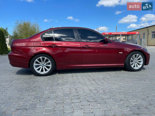 Красный БМВ 3 Серия, объемом двигателя 3 л и пробегом 159 тыс. км за 10500 $, фото 2 на Automoto.ua