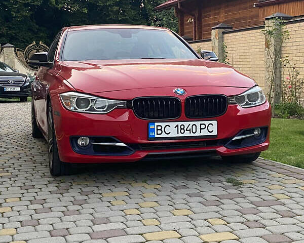 БМВ 3 Серия 2012 в Львове на Automoto.ua Красный БМВ 3 Серия, объемом двигателя 2 л и пробегом 213 тыс. км за 12499 $, фото 3 на Automoto.ua