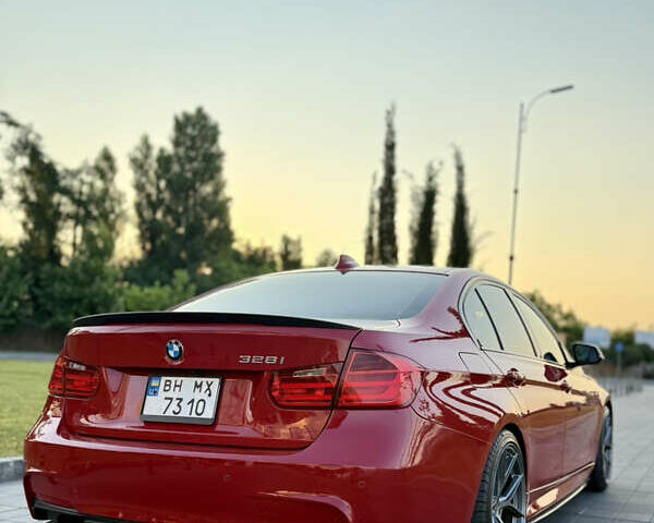 Красный БМВ 3 Серия, объемом двигателя 2 л и пробегом 165 тыс. км за 20000 $, фото 7 на Automoto.ua