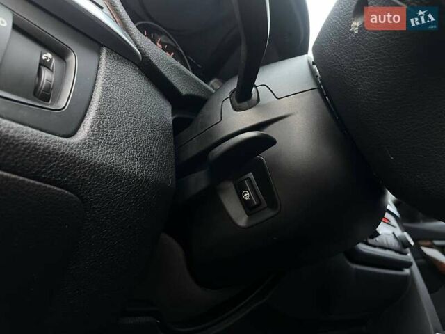 Червоний БМВ 3 Серія, об'ємом двигуна 2 л та пробігом 223 тис. км за 11799 $, фото 32 на Automoto.ua