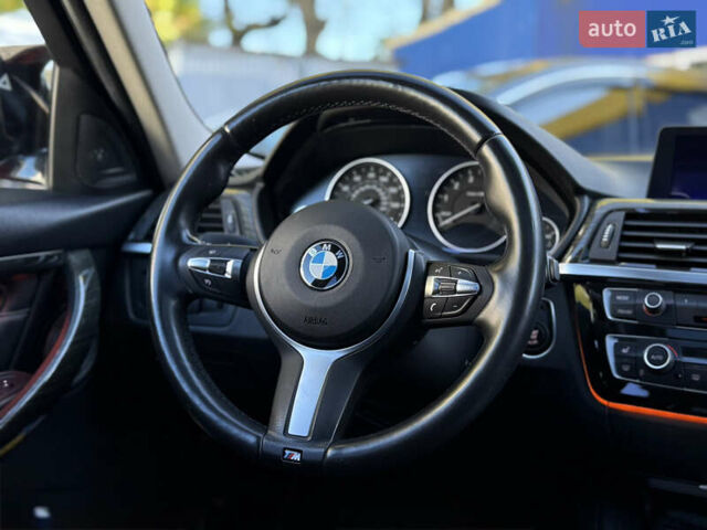 БМВ 3 Серія 2012 у Одесі на Automoto.ua Червоний БМВ 3 Серія, об'ємом двигуна 2.98 л та пробігом 154 тис. км за 17900 $, фото 51 на Automoto.ua